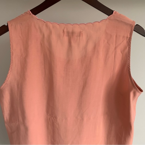 • NWT! [Liz Claiborne] Sleeveless Top • - Picture 7 of 11
